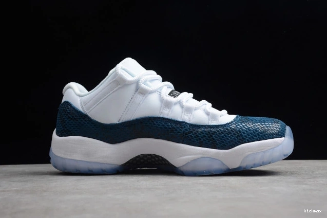 Rep MAX Low CD6846-102 Air 11 Navy Blue Jordan Snakeskin 0711